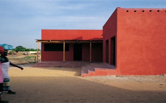 Hollmen Reuter Sandman arkkitehtien suunnittelema Naisten keskus Senegalissa