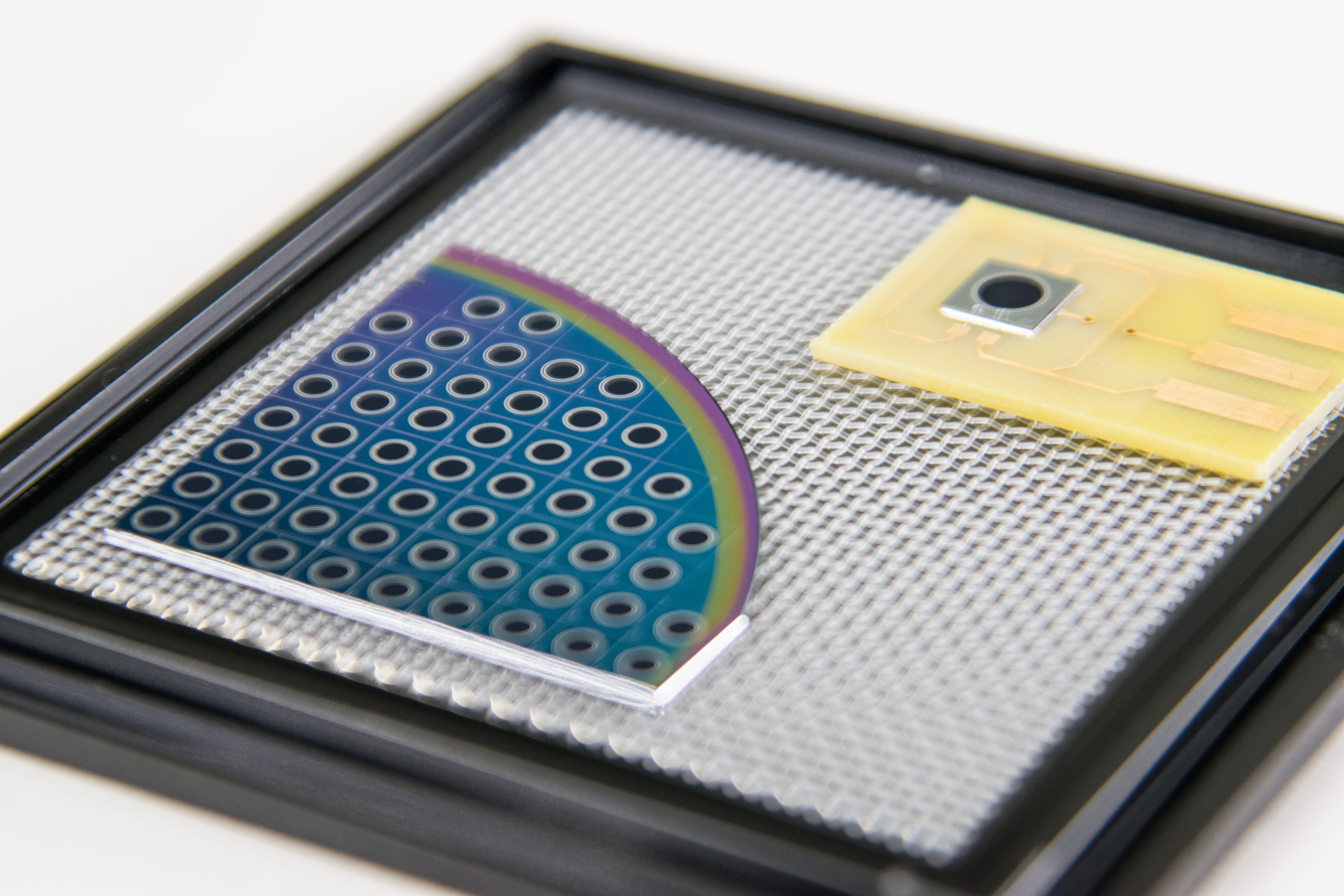 Black silicon photodetector, researcher Juha Heinonen, photo Valeria Azovskaya