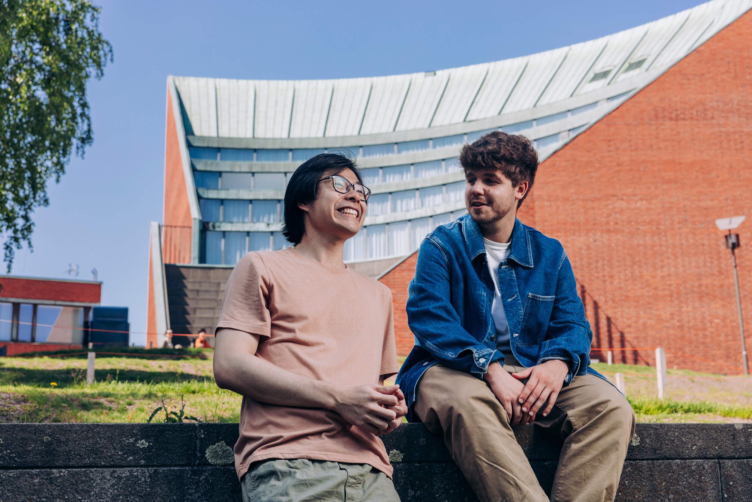 Two students on Aalto Campus
