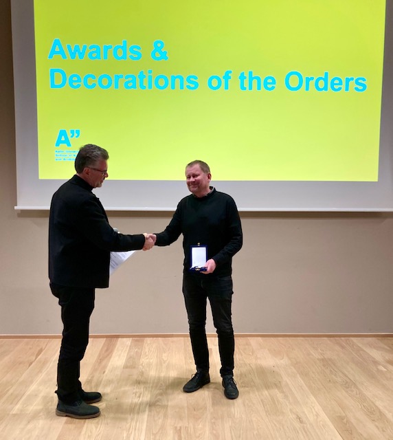 Turkka Keinonen receives the Honorary Order from the President of the Republic