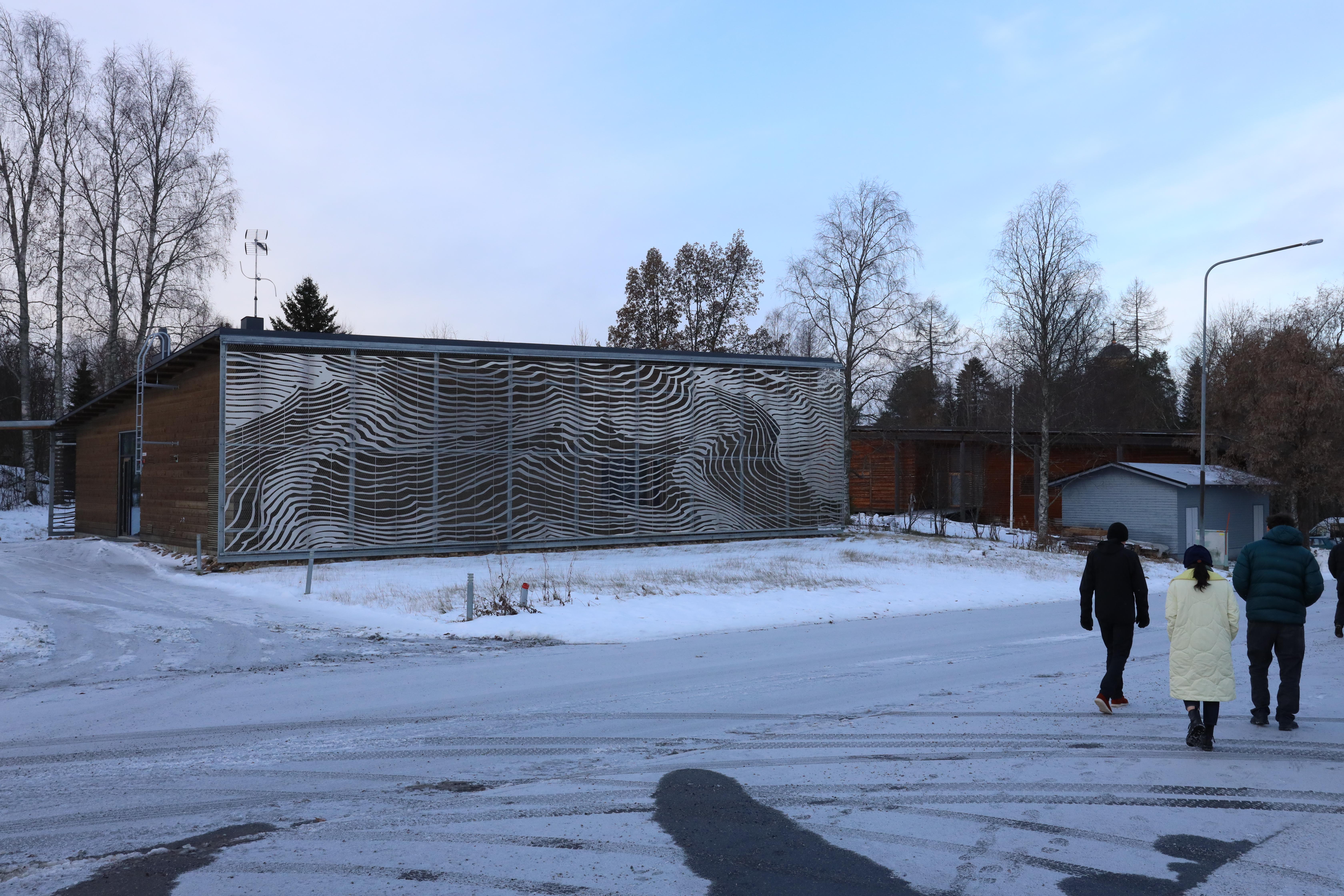 Students outside Juminkeko centre building