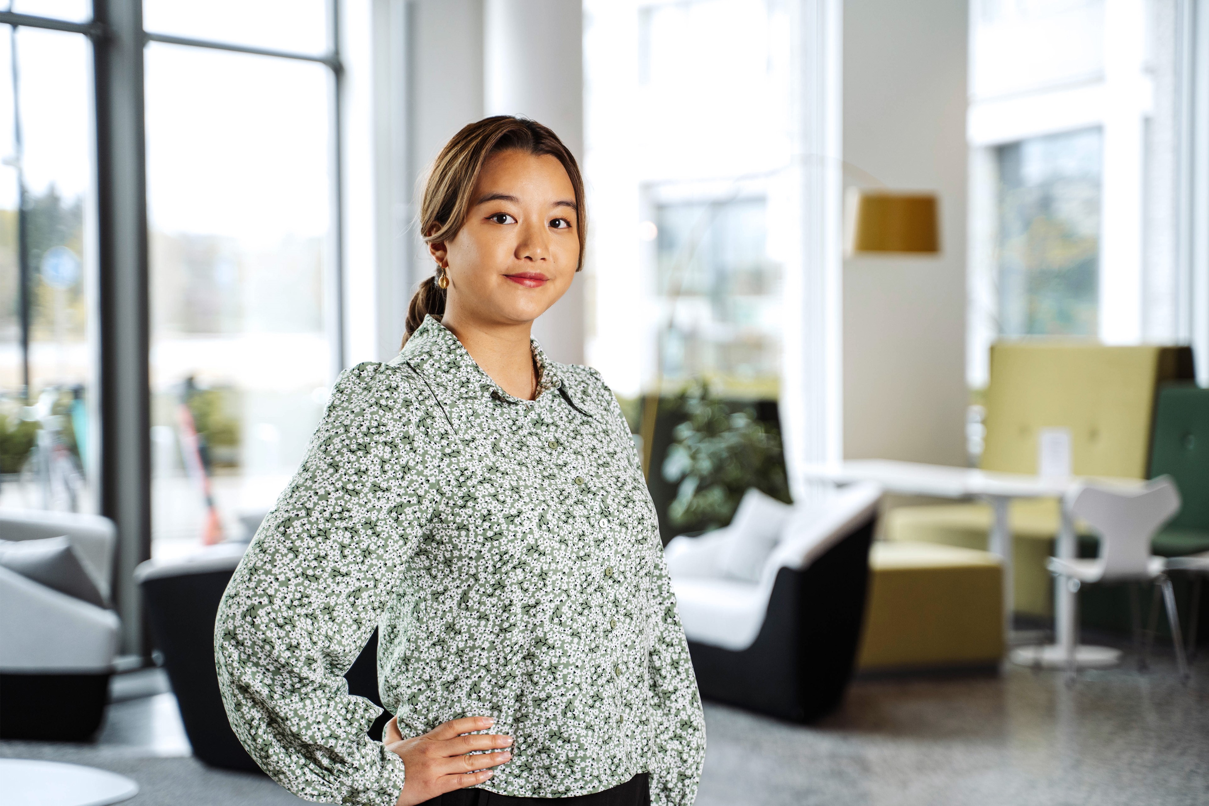 Alum Nina Zhao