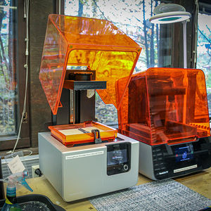 Formlabs Form 2 and Form 3 SLA 3D printers at Aalto Fablab