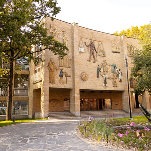 Aalto-yliopisto Töölön pääsisäänkäynti