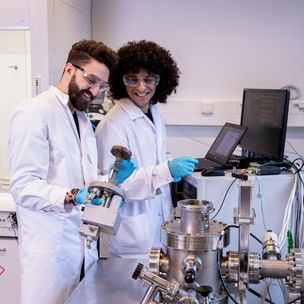 CHEM students working in a lab