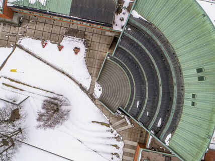 Kampus ilmakuva Otakaari 1 Kandidaattikeskus talvi Kuva: Mikko Raskinen / Aalto-yliopisto