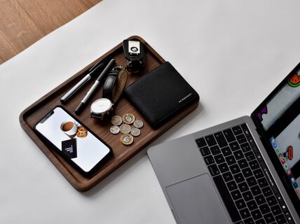 Payment/Photo by London Wood Co. on Unsplash