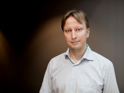 Professor SImo Särkkä