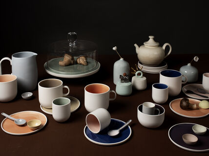 Astioita tekijöiltä: Tuuli Saarelainen, Saija Halko, Nathalie Lautenbacher, Jatta Lavi, Laura Itkonen ja Airi Hortling. Kuva: Anne Kinnunen