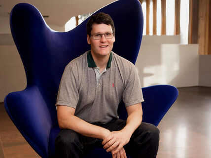 Professori Joni Pajarinen. Kuva: Aalto-yliopisto/ Kukka Maria Rosenlund 