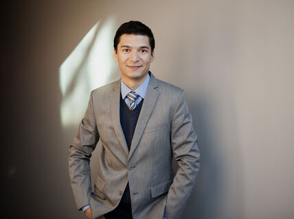 assistant professor rodrigo serna photo by lasse lecklin