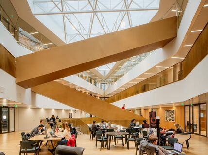 BIZ Main Building by Mika Huisman