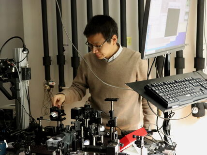 Professor Zhipei Sun, photo: Niina Norjamäki/Aalto University