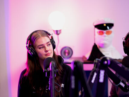 Venla Kaislo Sähkötekniikan päivä -tapahtumassa. Kuva: Filmbutik.