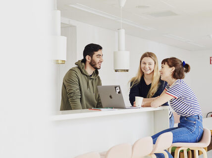 Aalto University students. Photo by Unto Rautio.