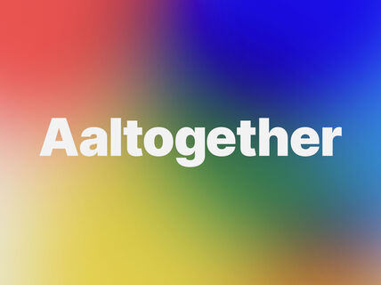 Aaltogether-teksti kirjavanvärisellä taustalla