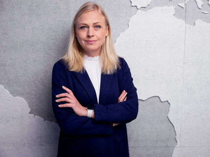 Ulkoministeri, Kauppakorkeakoulun alumni Elina Valtonen