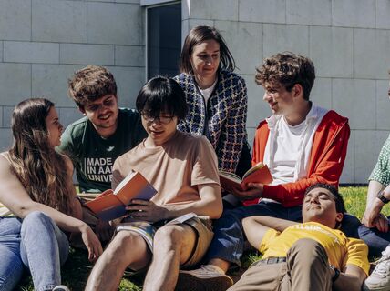 Aalto University students on campus. Photo by: Aleksi Poutanen.