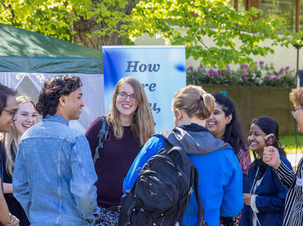 Aalto University students on campus. Photo by Mikko Raskinen.
