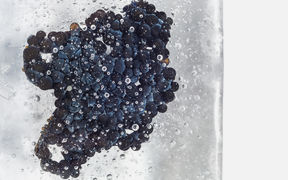 Aalto experimental glass pattern. Glass bubbles form a map / photo by Eeva Suorlahti