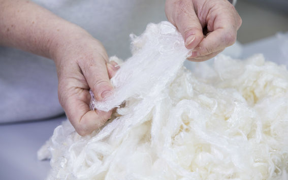 Ioncell-kuitu ennen langaksi valmistusta