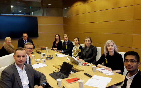 Opiskelijaprojektin aloituskokous Konecranesillä