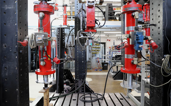A view inside the Solid Mechanics Laboratory