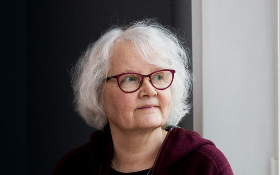 Riitta Hari by Ville Malja, Ateneum-lehti