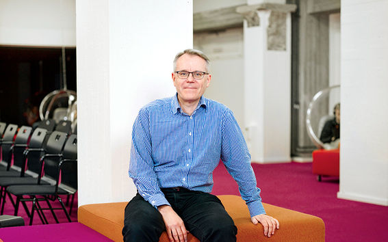 Aalto-yliopisto, Otaniemi stories: Risto Maijala, tilavastaava, Harald Herlin -oppimiskeskus / Kuvaaja: Sinikoski