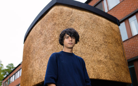 Aalto University, Otaniemi stories: Ariel Bustamante, Aalto University’s Artist-in-Residence at the School of Arts, Design and Architecture / Photographer: Sinikoski