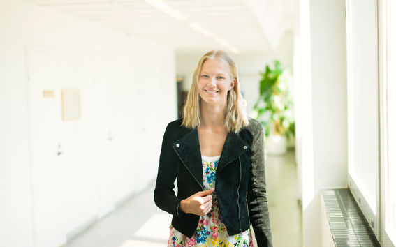 Aalto-yliopisto, Otaniemi stories: Katja Metsäkoivu, tilastotieteen ja statistiikan opiskelija, Matematiikan ja systeemianalyysin laitos / Kuvaaja: Sinikoski