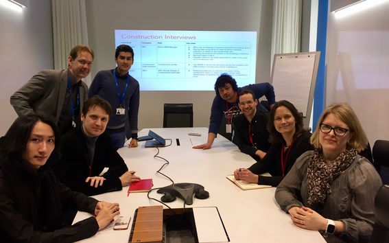 Ihmiset kuvassa vasemmalta katsoen.  Akatsuki Ryu  (Aalto), Tommi Vihervaara (Aalto) Petri Niiranen (Nokia), Mahdi Sayyadi (Nokia),  Elyas Saif (Aalto), Joseph Leo(Aalto), Jonna Söderholm (Aalto) & Pia Talonpoika (Nokia)