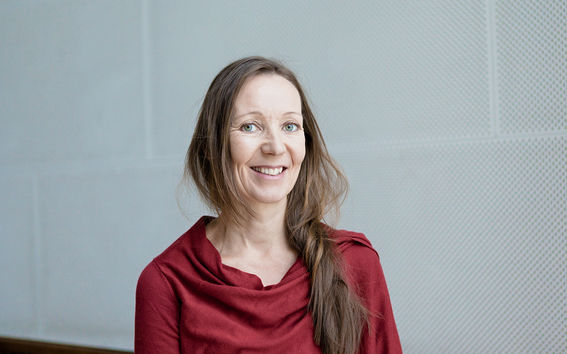 Kuvassa näkyy Maria Joutsenvirta.