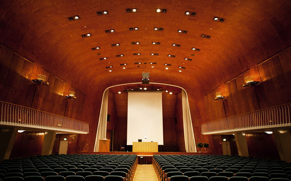 Aalto-yliopisto Töölö juhlasali Kuva: Aki-Pekka Sinikoski