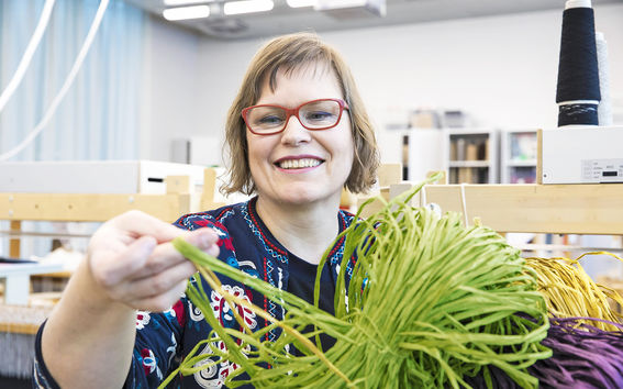 Professori Kirsi Niinimäki. Kuva: Mikko Raskinen.