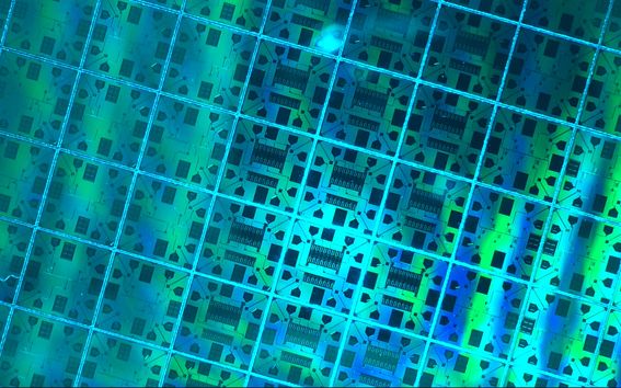 Wafer of qubits 