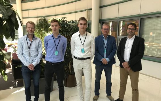 Accountorille räätälöidyn opiskelijaprojektin tiimi