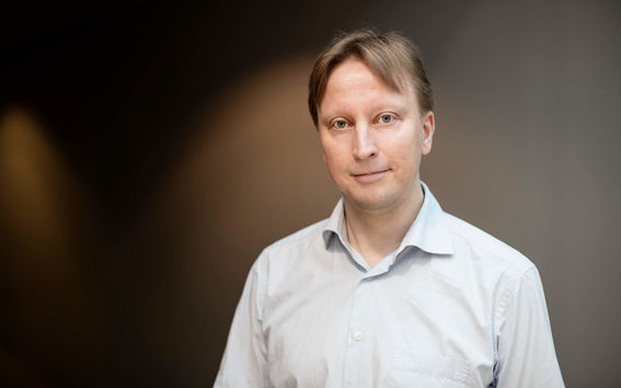 Professor SImo Särkkä