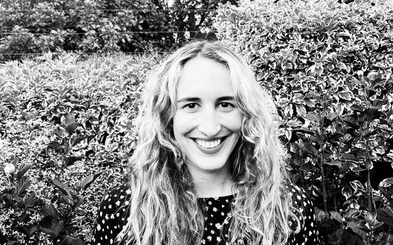 Kauppakorkeakoulun alumni Oona Anttila