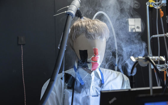 Hengittävä nukke aerosolitutkimuksessa