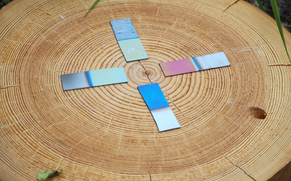 Lignin nanoparticles applied to multilayered films to create colourful coatings. Photo: Aalto University, Alexander Henn