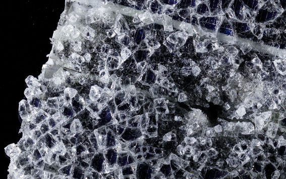 Detail of photoValtic waste from solar panel, stage 2 of recycling. Image: Sara Urbanski, Aalto University, 2023