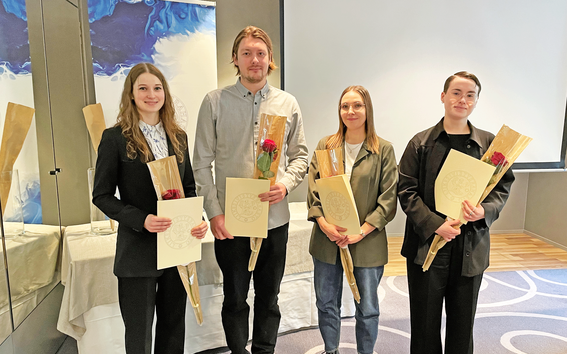 Oskari Vilamon palkinnot