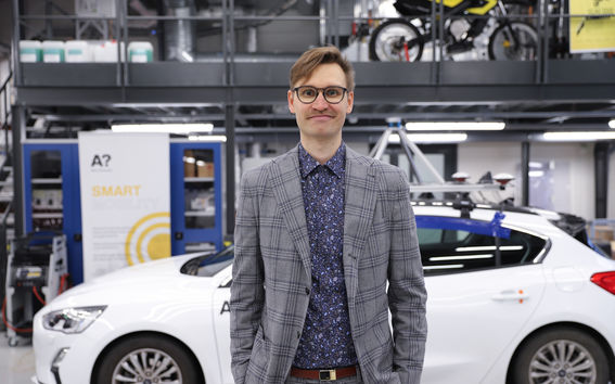 Assistant Professor Jari Vepsäläinen