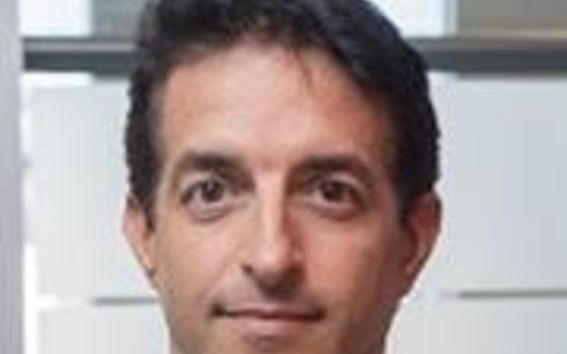 Samuel Becher, yritysjuridiikan seminaarin puhuja