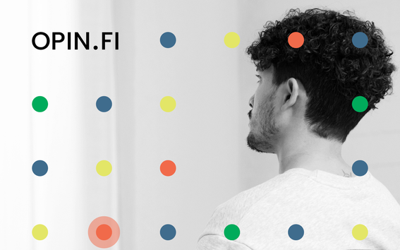 Opin.fi: mies katsoo pois päin kamerasta