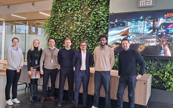 Alma Median yritysprojektiryhmä