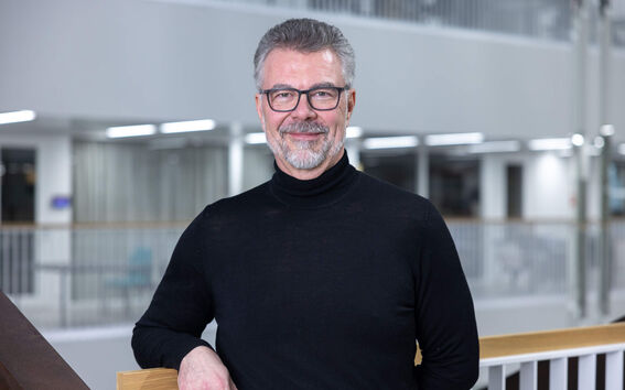 Dean Tuomas Auvinen, School of Arts, Design and Architecture