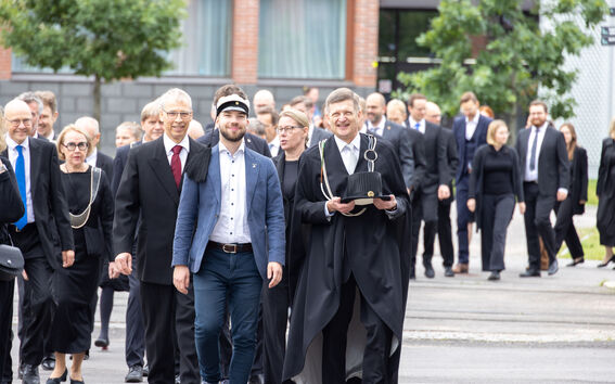 Academic procession heading to the opening ceremony of the academic year 2025-2026