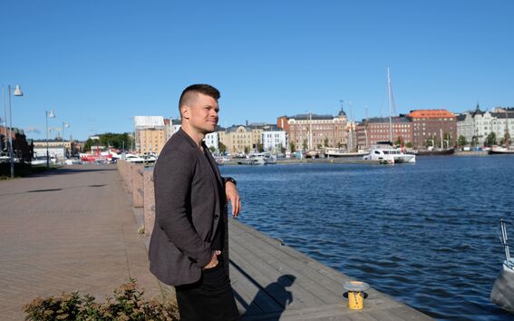 Harri Paananen meren äärellä